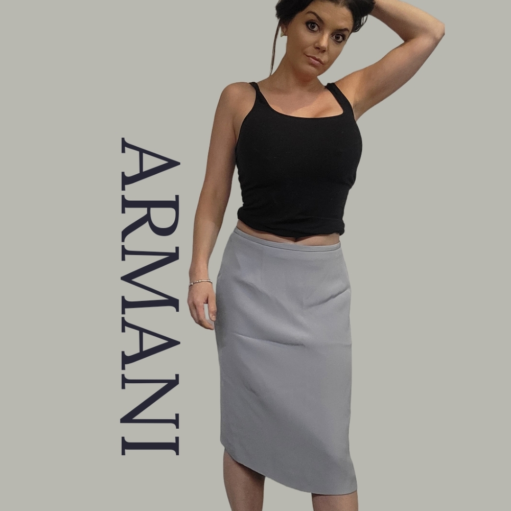 Armani Collezioni, light blue pencil skirt, size 6, RN 103723